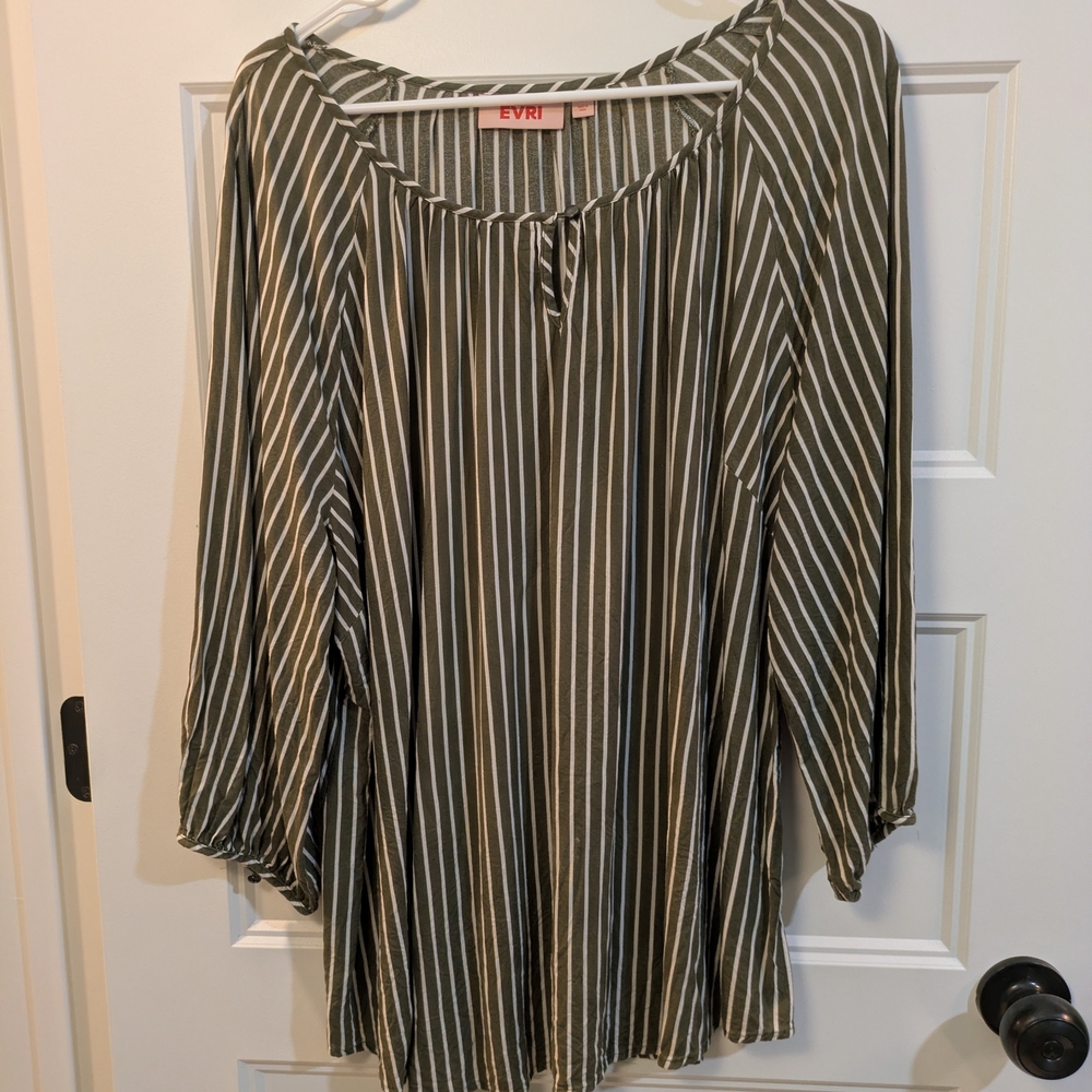 EVRI Women's Sage green and White Striped, 3/4 sleeve top, size 1X